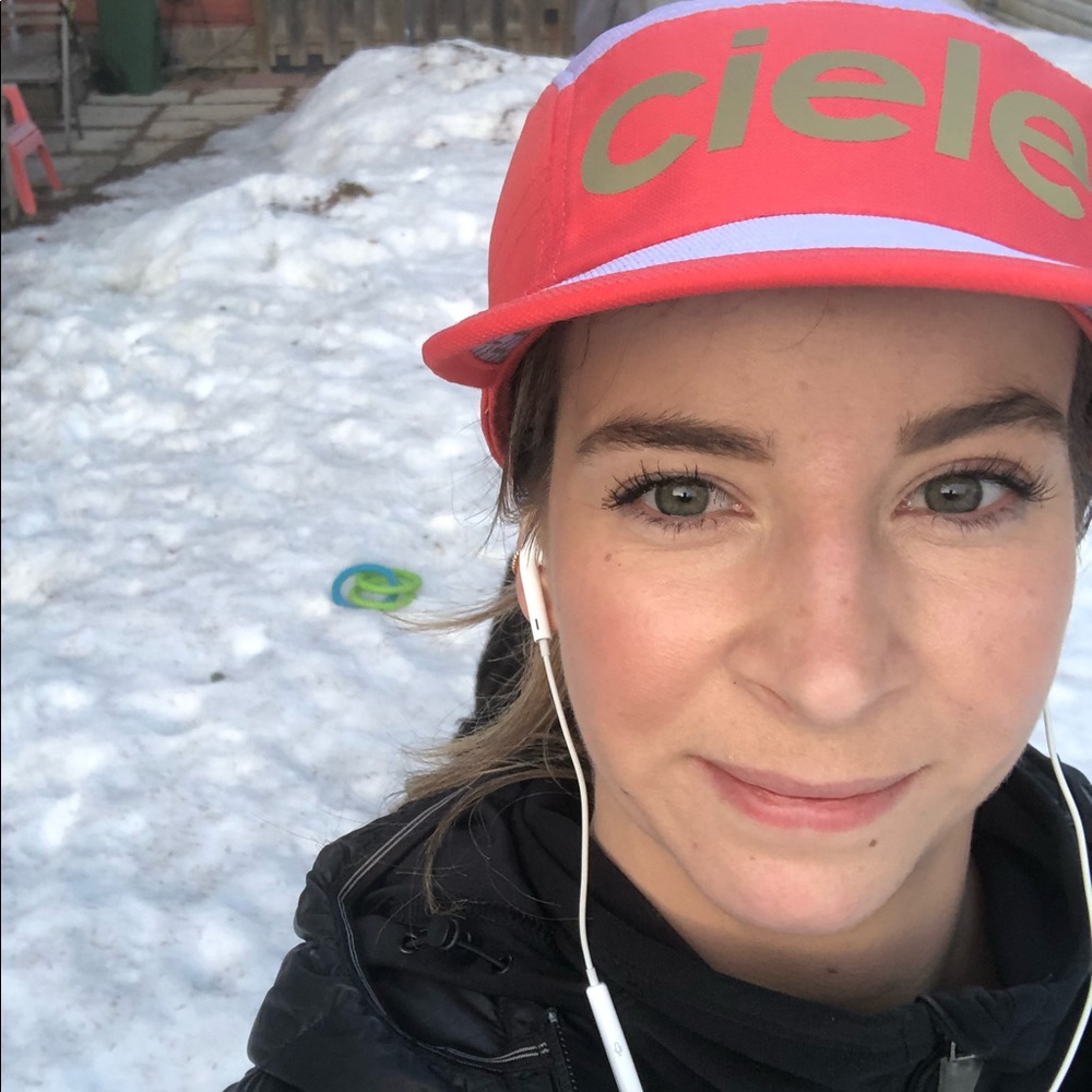 Meet your Posher, Laura